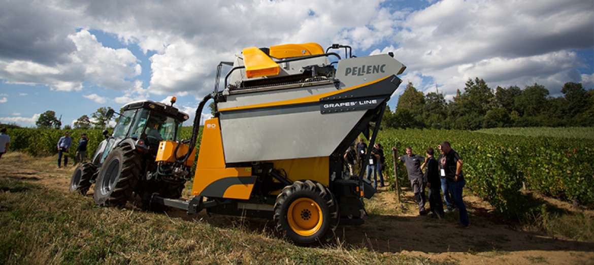 Уборочная машина для винограда PELLENC GRAPES&rsquo;LINE